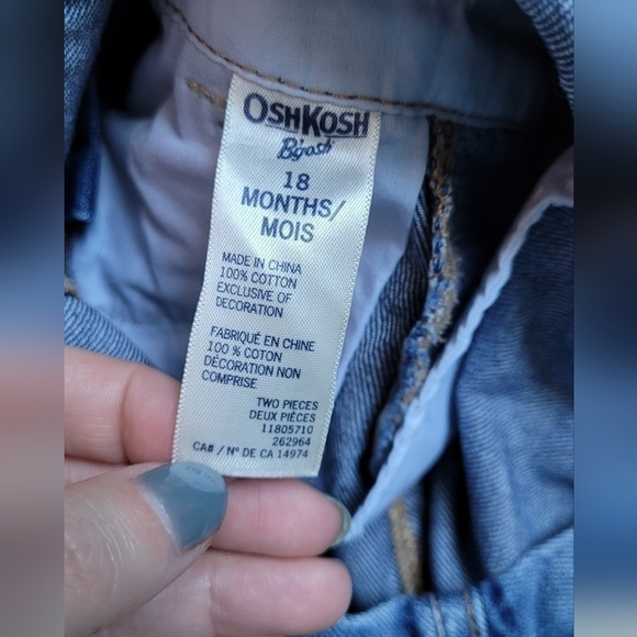 VINTAGE OSHKOSH b'gosh jeans overall butterfly 18 months - Picture 8 of 9